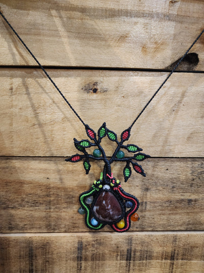Necklace Macrame Crystals