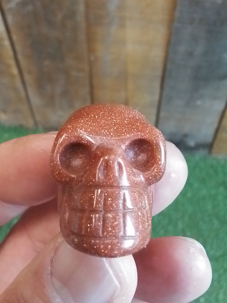 Goldstone skull 3.5cm
