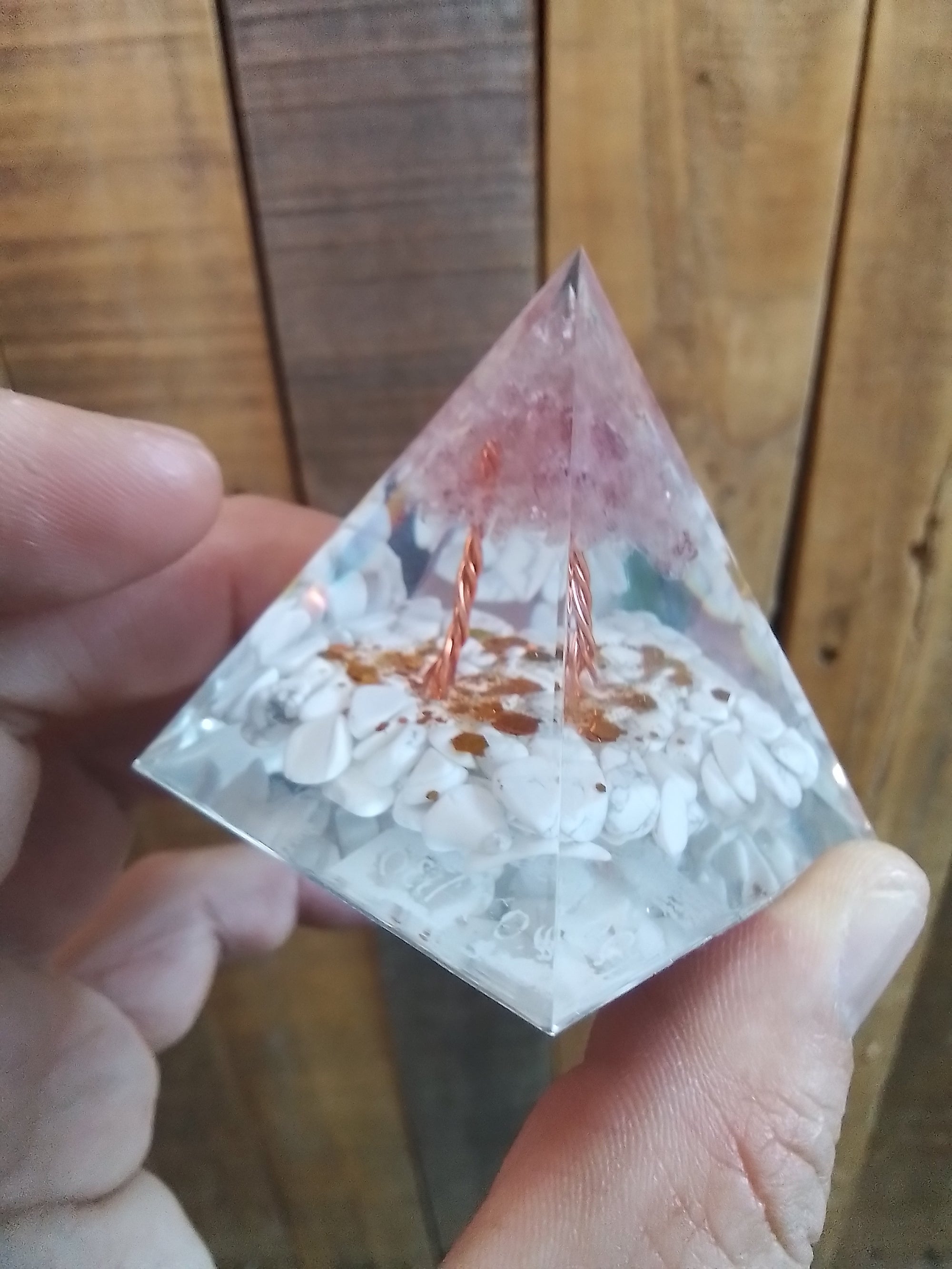Orgonite Pyramid strawberry quartz and howlite