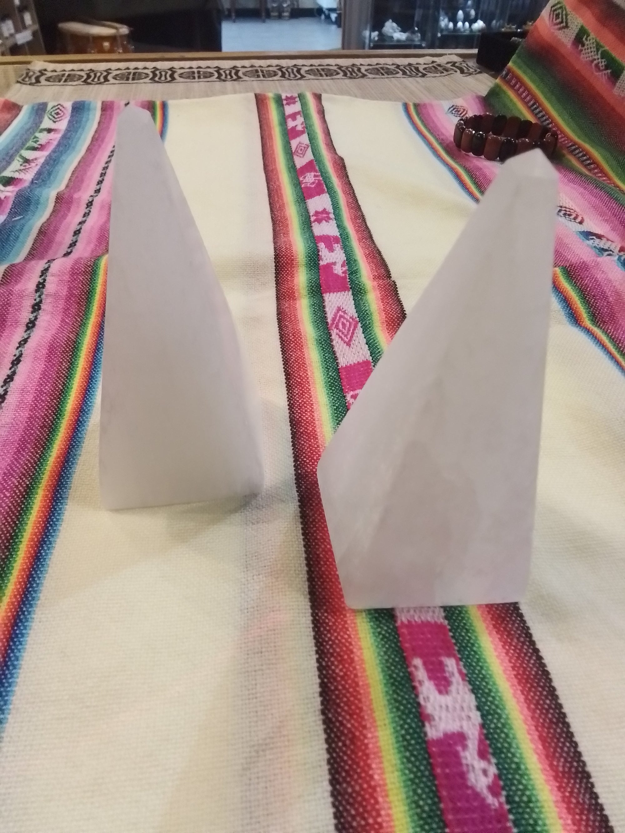 Selenite Pyramid Generator