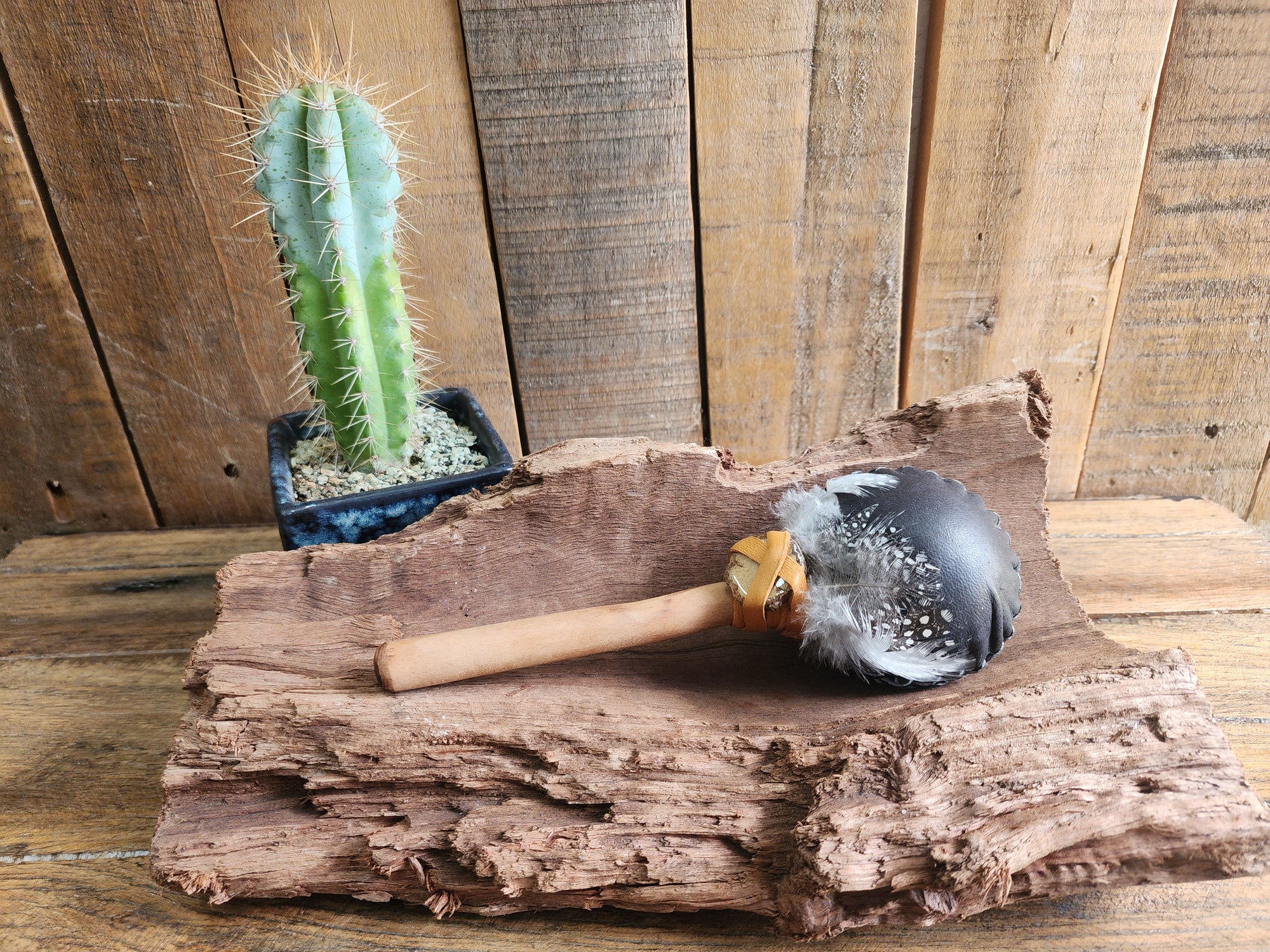 Rattle Simple Leather - Shamanic Handcrafted - Shipibo