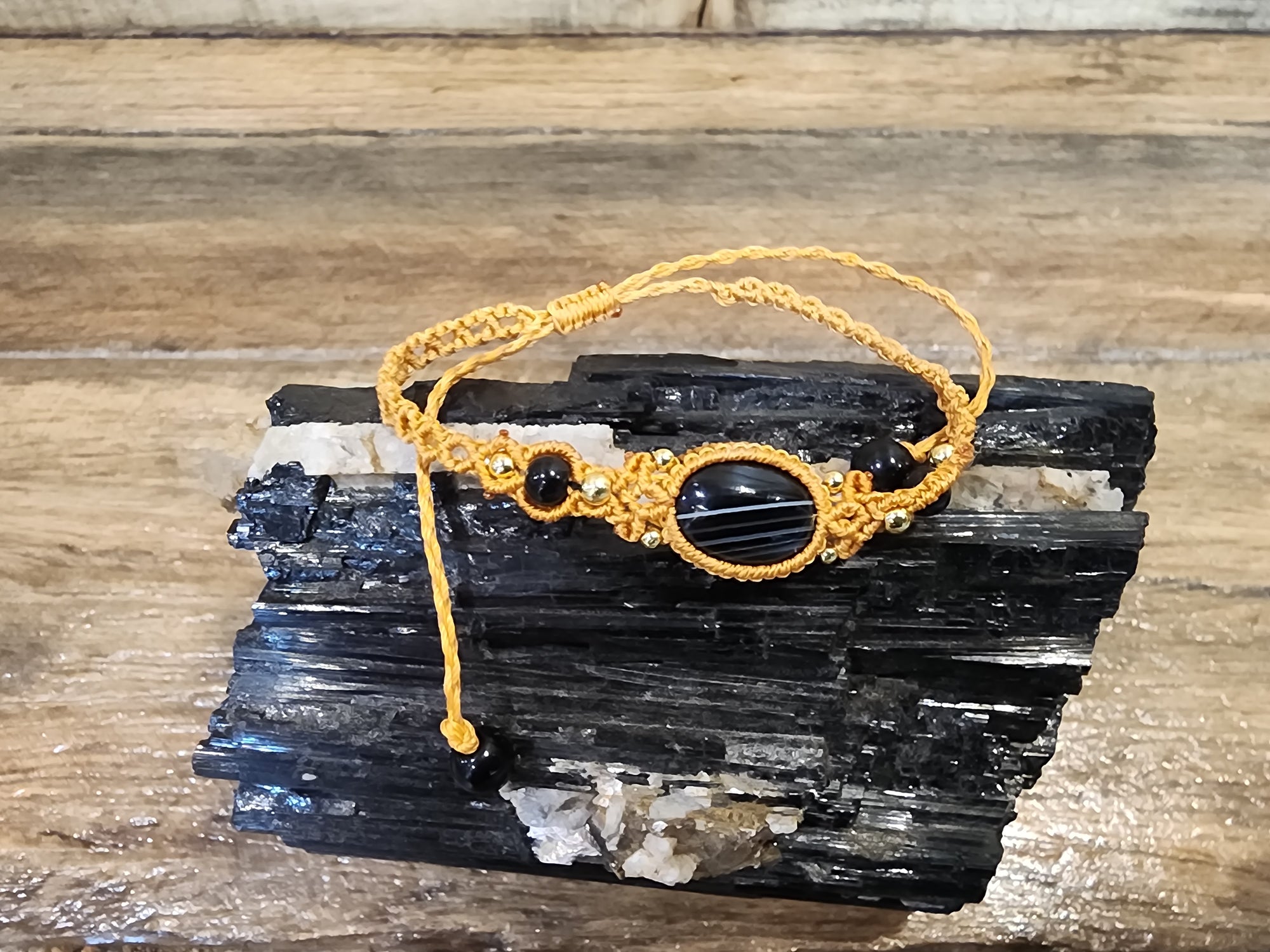 Crystal Necklace - Adjustable Macrame