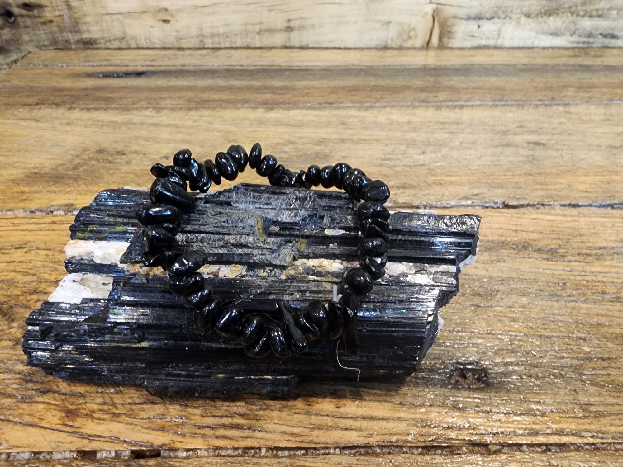 Chip Stone Bracelet