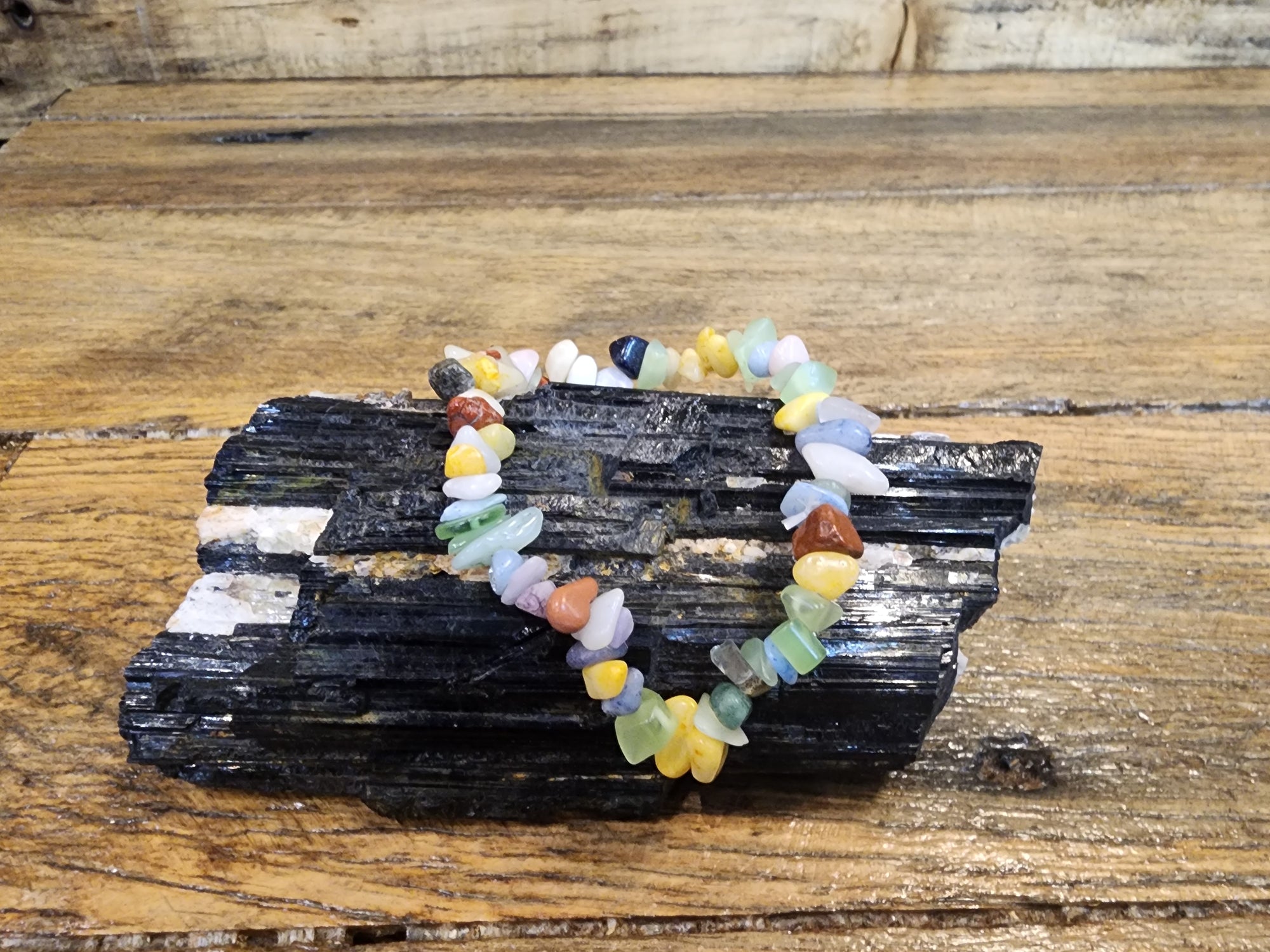Chip Stone Bracelet