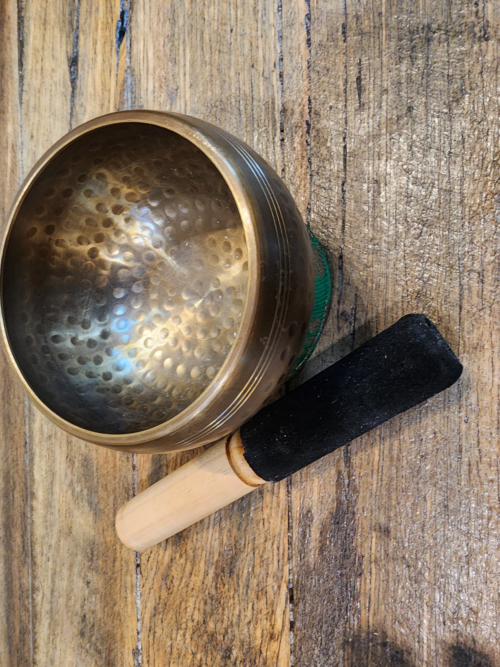 Singing Bowl - Brass - Hammered Antique - 10cm