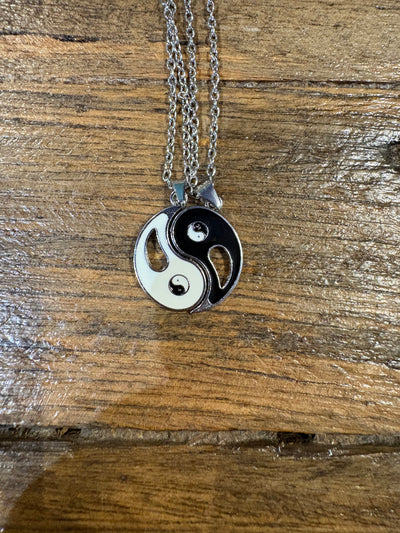 Necklace Ying Yang Assorted