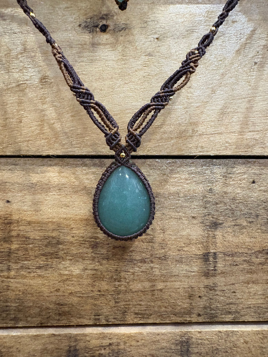 Necklace Green Aventurine Macramé Rope