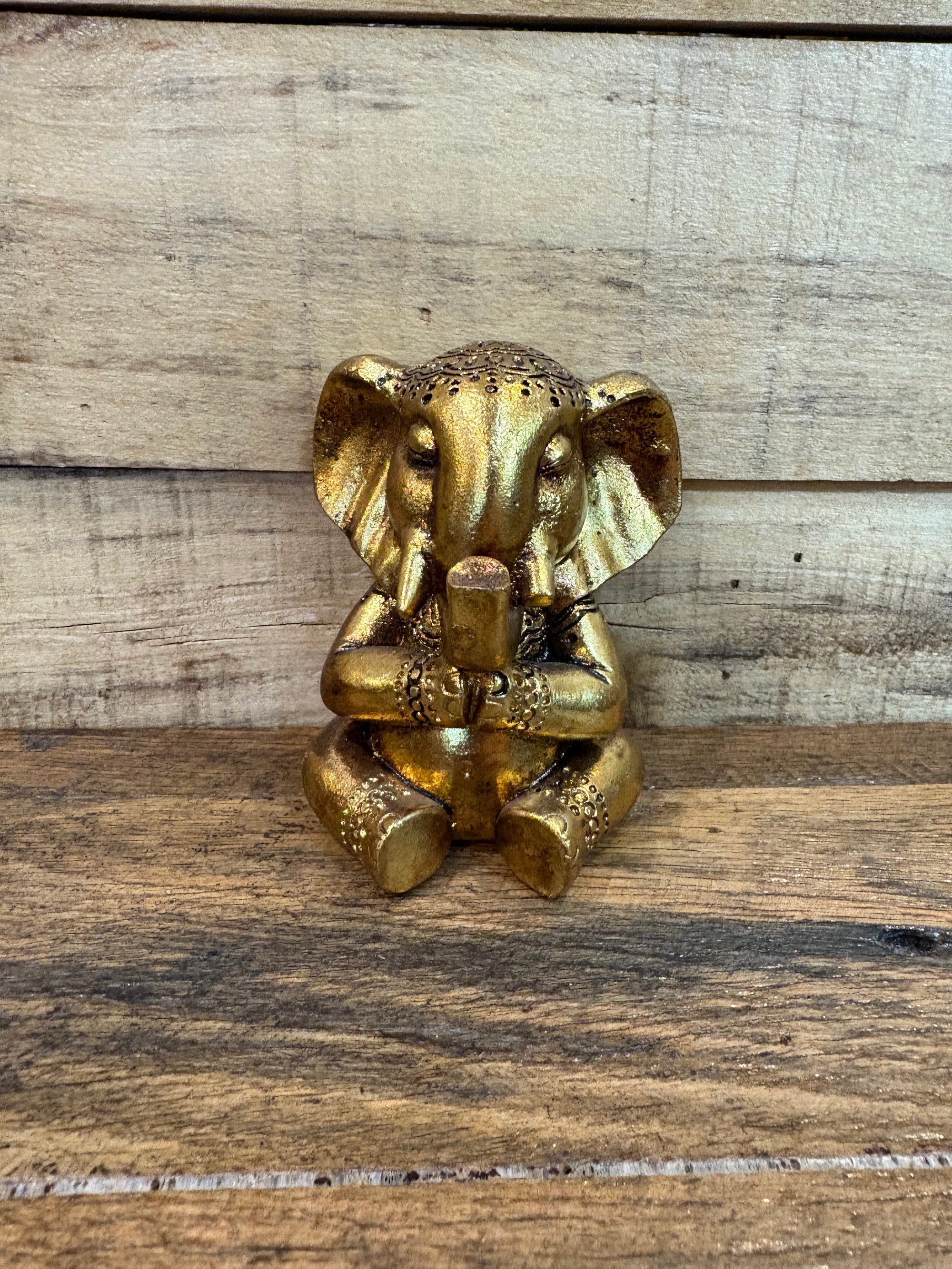 Ganesh Sitting Gold 9cm