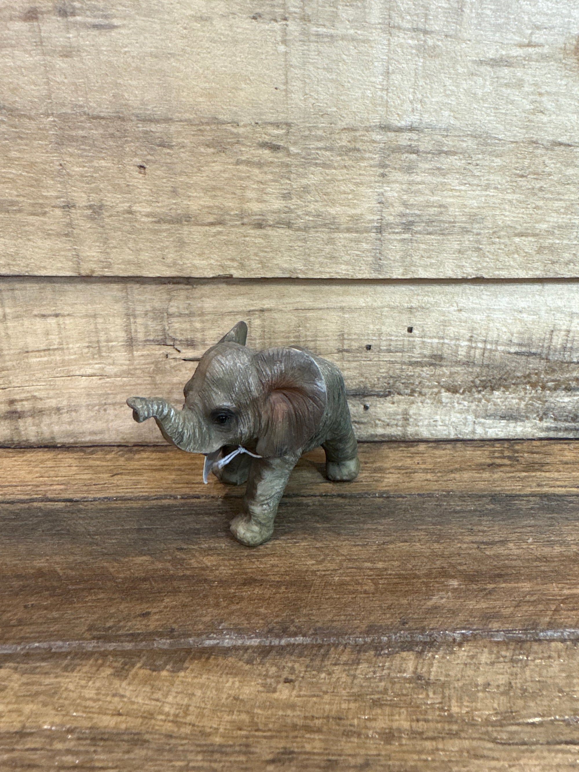 Baby Elephants 6cm