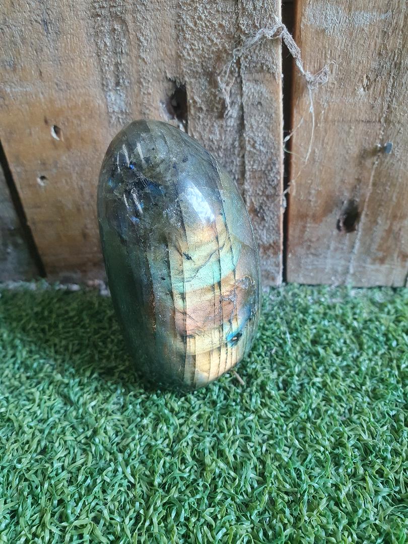 Labradorite - Boulder