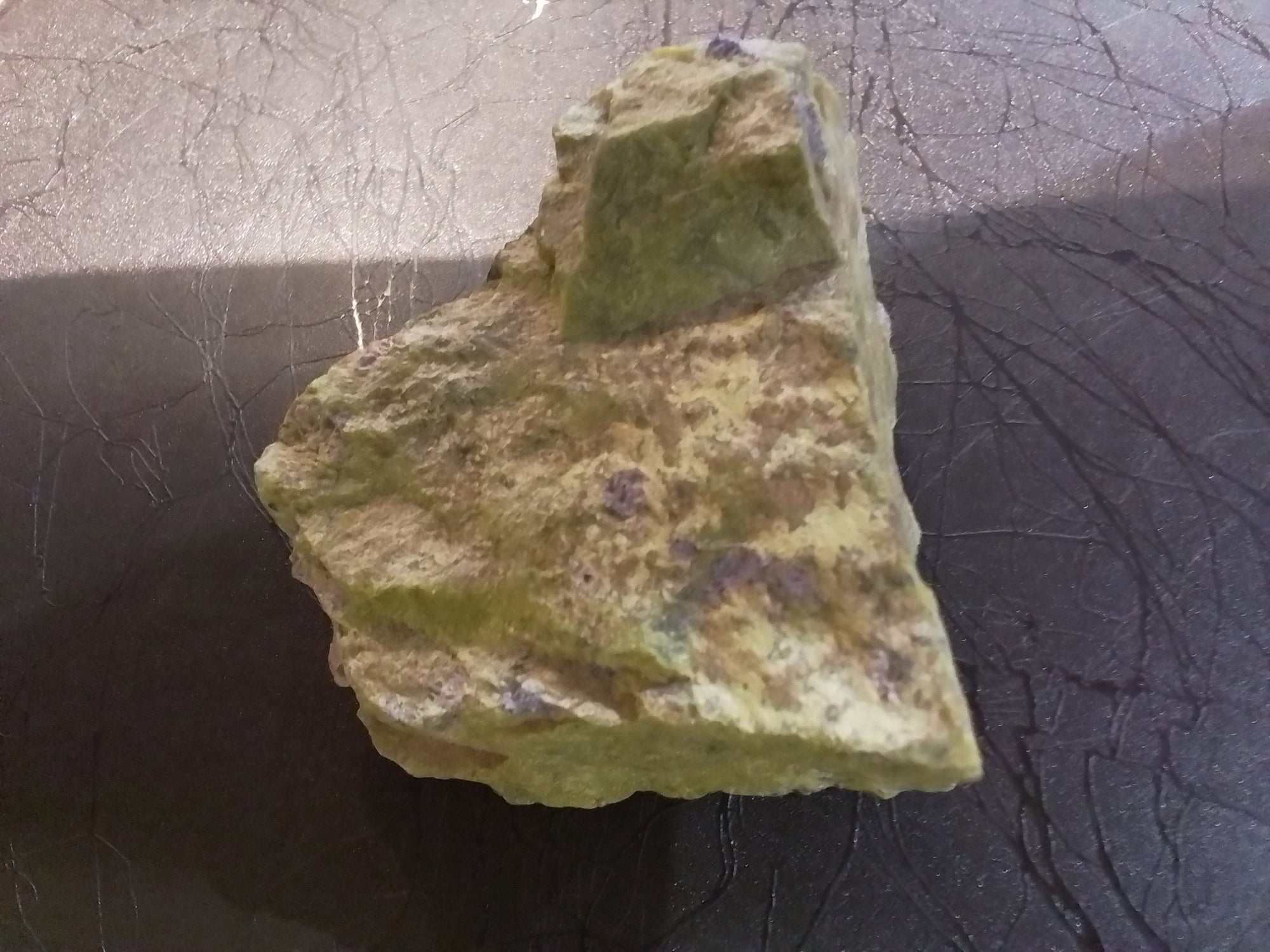 Atlantisite raw 135.5g