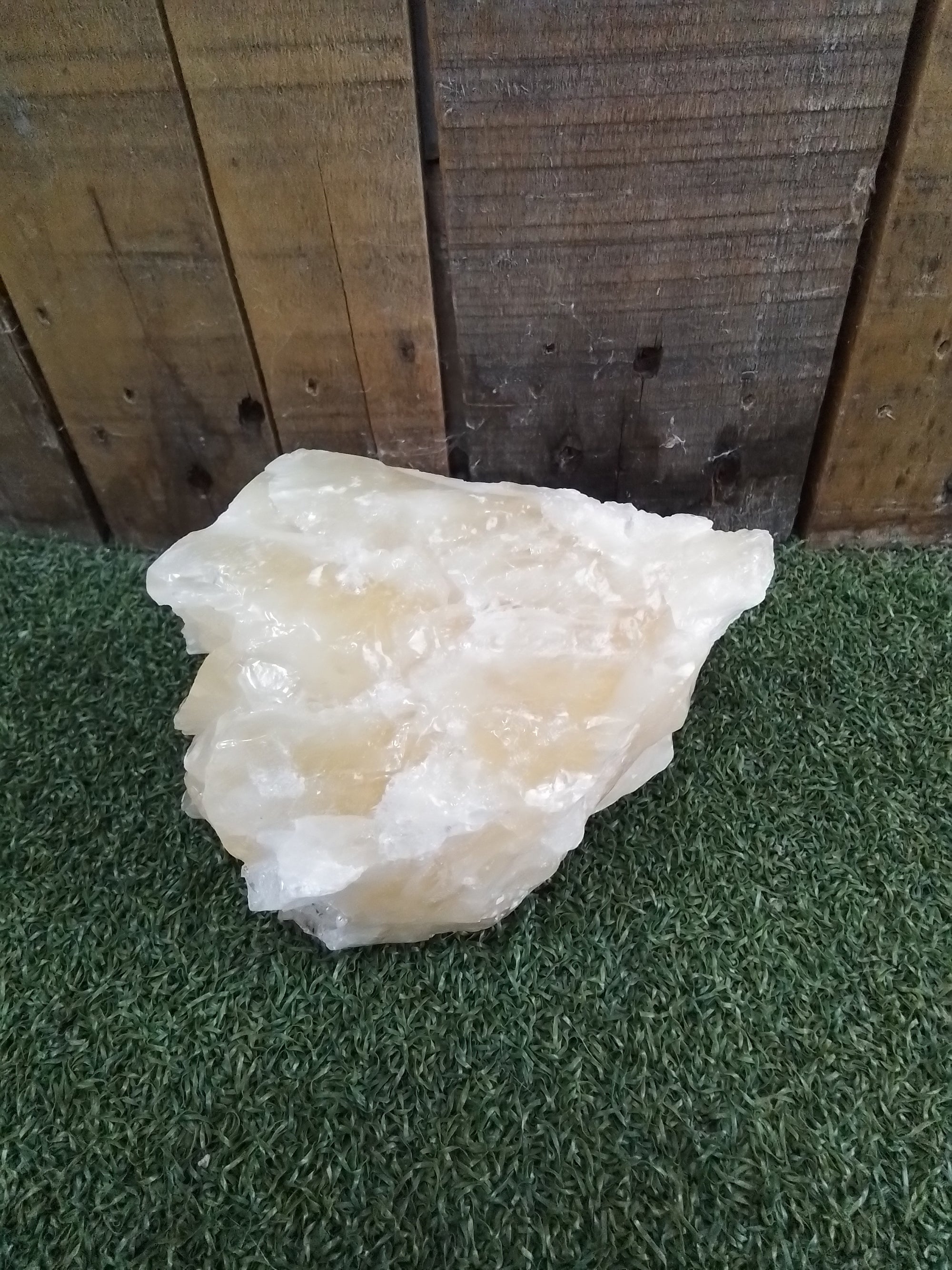 Calcite-Raw 626 g
