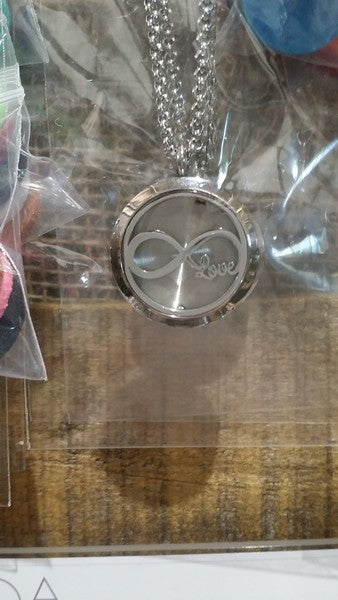 love infinity necklace diffuser