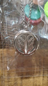 angel wings necklace diffuser
