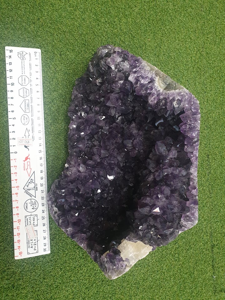Amethyst Cave 6.97kg
