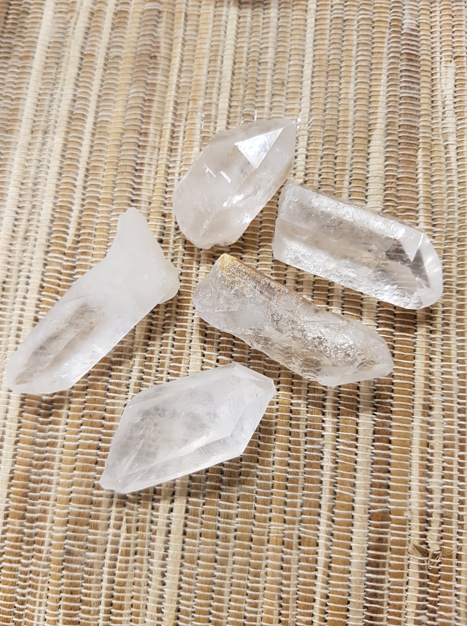 42408000_346688379211106_5584725110037676032_n