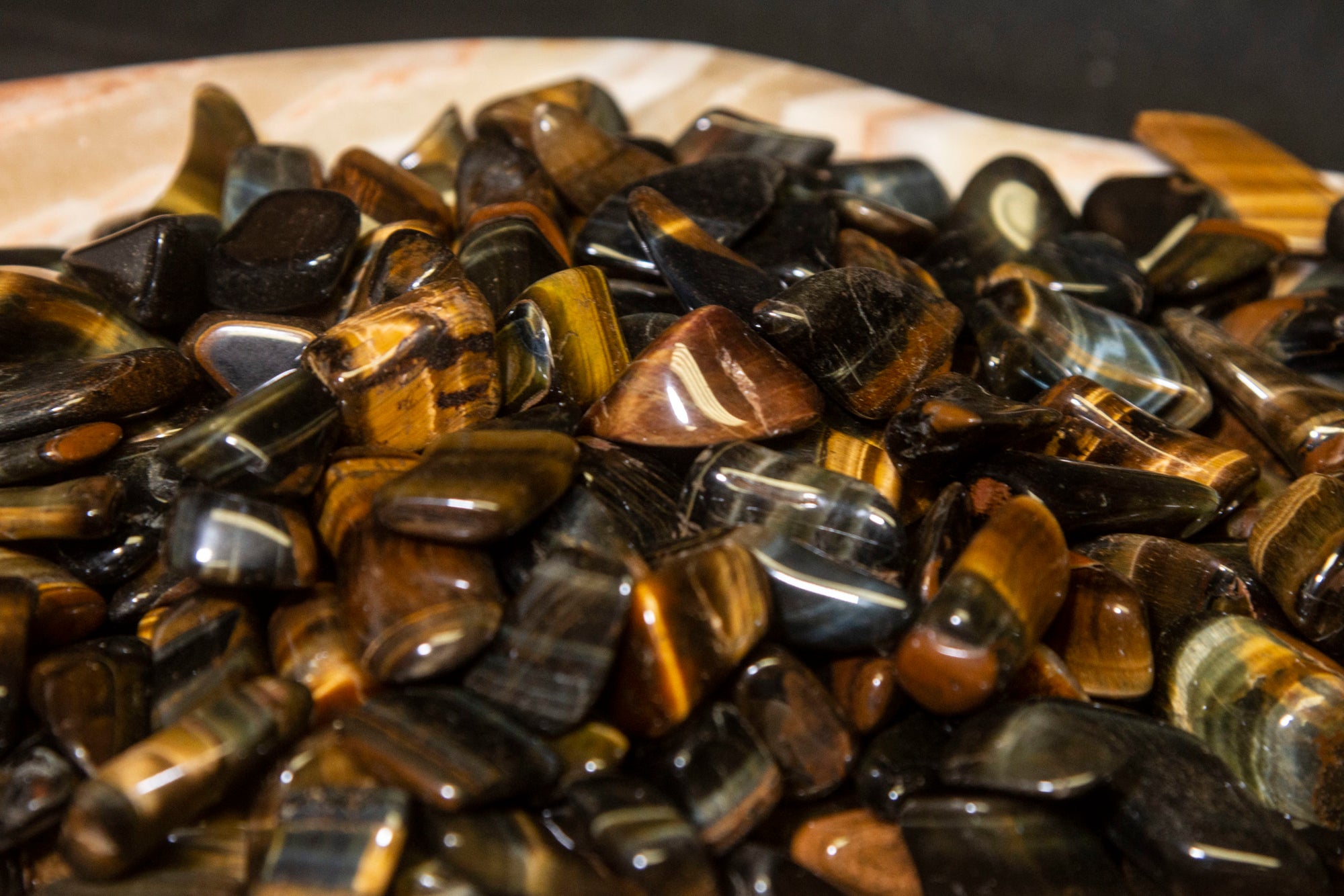 Tumble - Tigers Eye Brown Gold