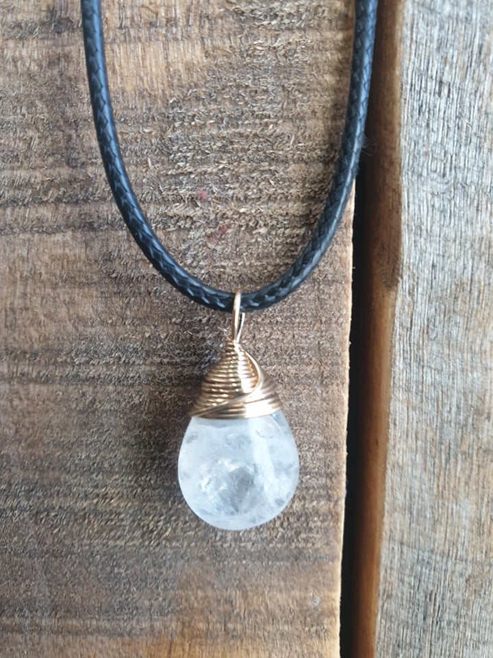 Necklace - Small Crystal Necklace Assorted