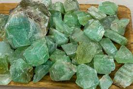 Tumble - Green Calcite