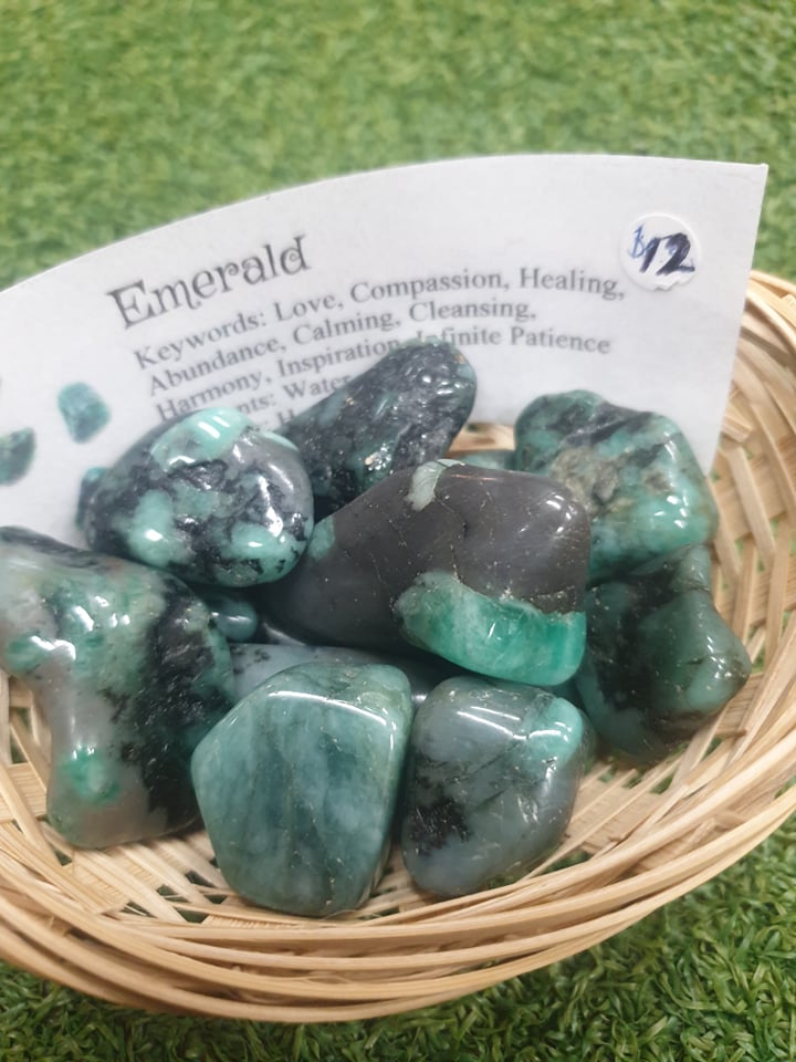 Tumble AAA - Emerald