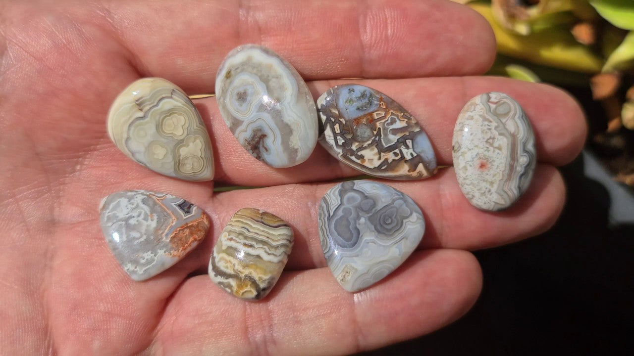 Tumble AAA - Crazy Lace Agate Red