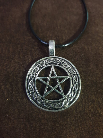 pentagram necklace 2