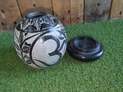 OM Candle Ball Holder